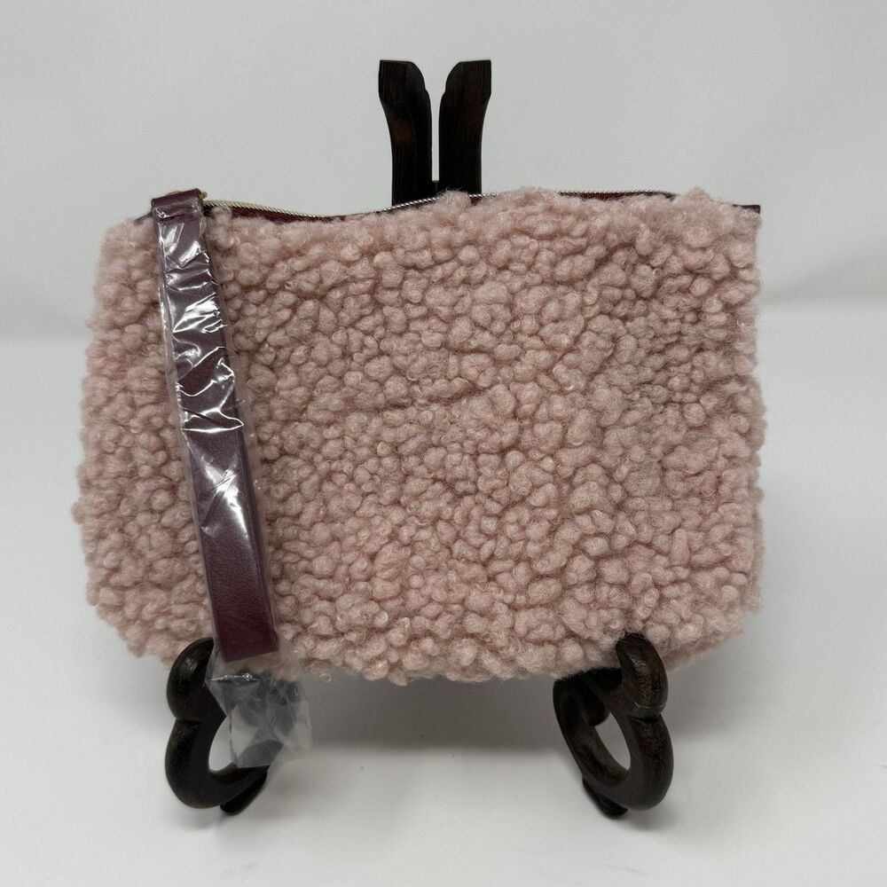 IPSY Makeup Bag Pink Fuzzy Zipper Pouch Lined Travel Cosmetic Bag New